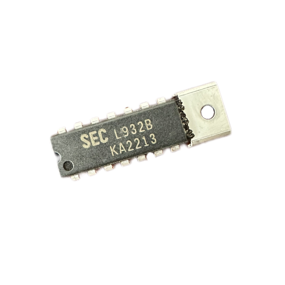  آی سی L932B-2